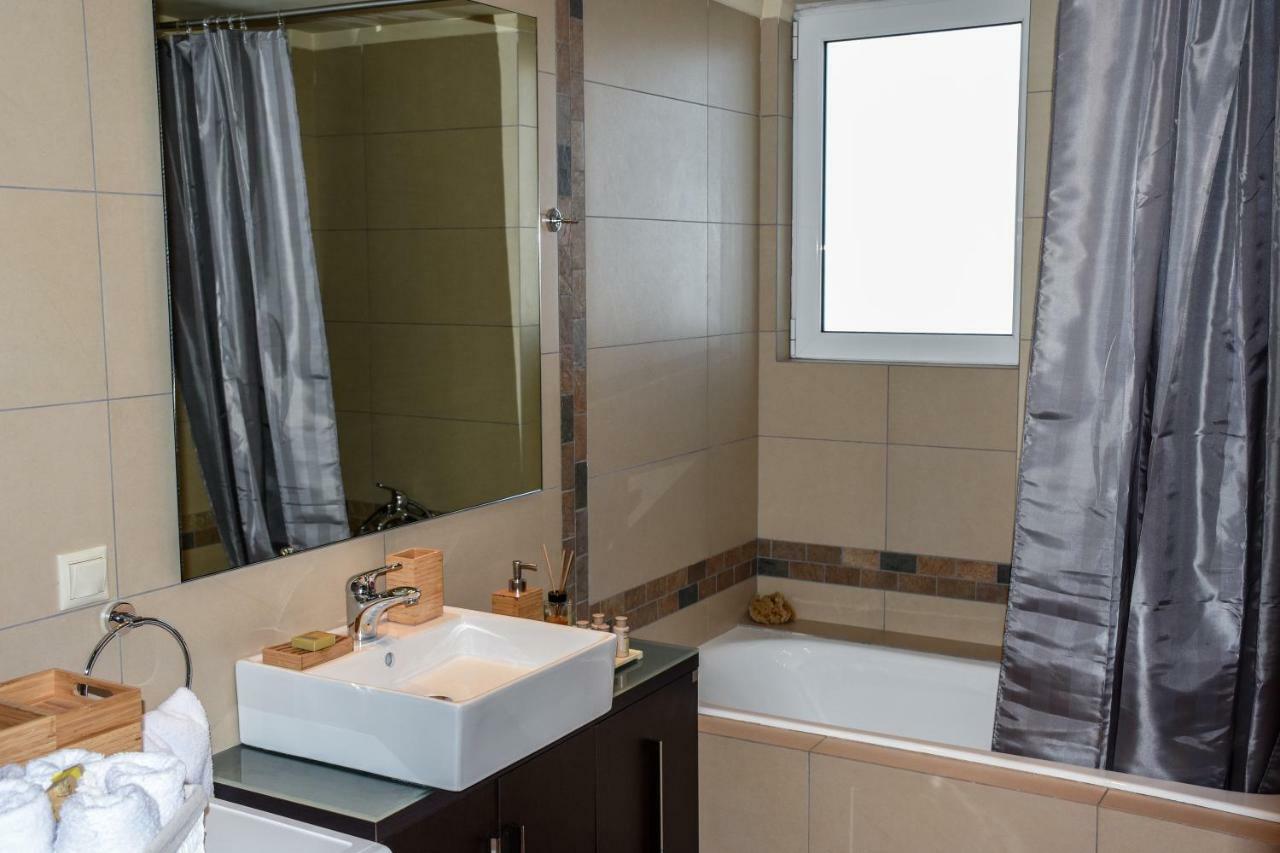 Appartamento Boutique Penthouse Next To Stavros Niarchos Foundation Atene Esterno foto